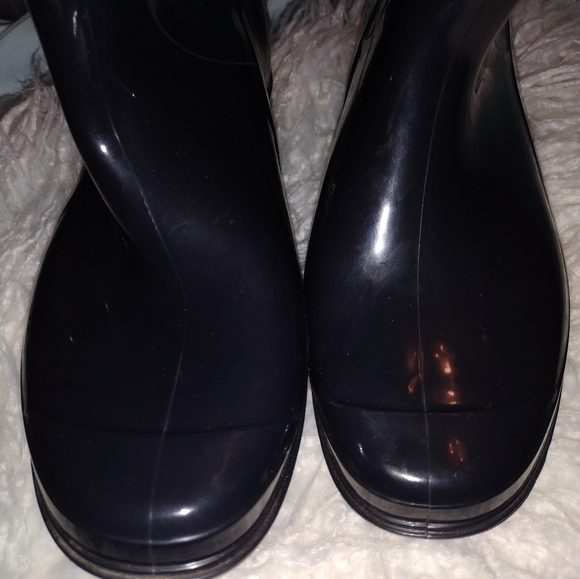 Tommy Hilfiger Winter Boots 🥾 - Picture 8 of 15